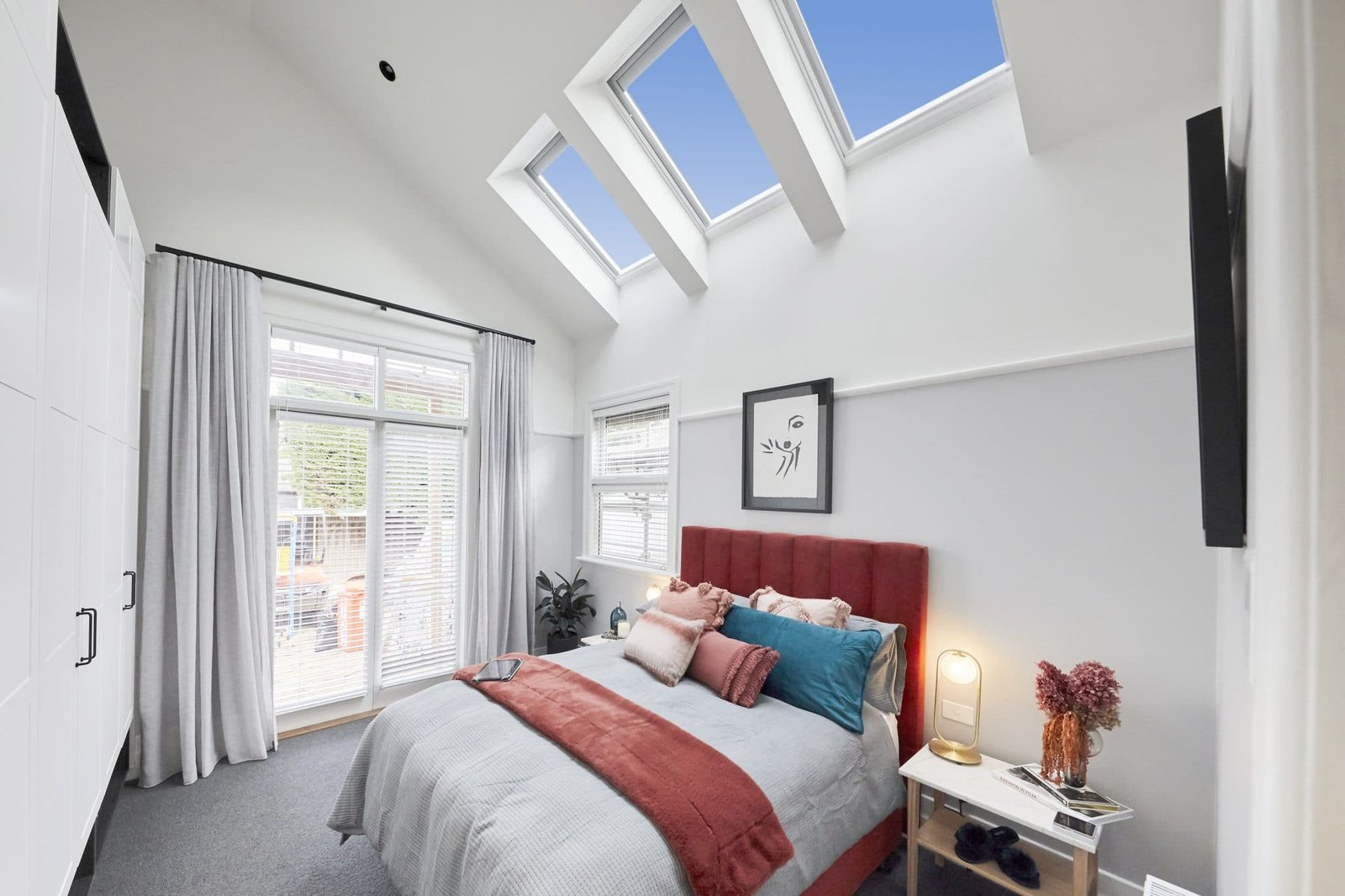 Skylights Installations And Repairs in Sunshine Coast